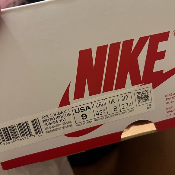 Men’s Jordan 1 - Picture 4 of 4